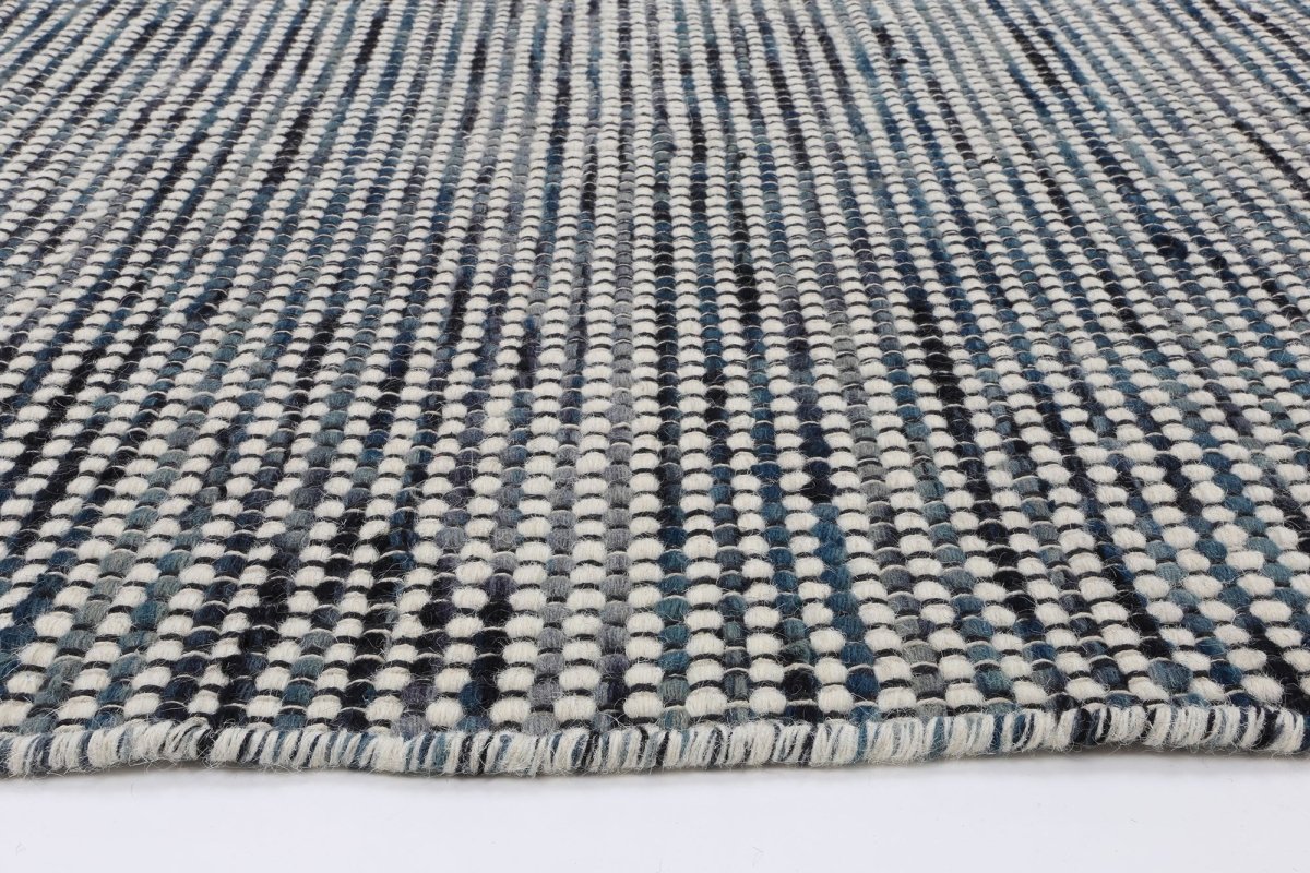 Majesty Teal Blue Reversible Wool Rug - Ruggy