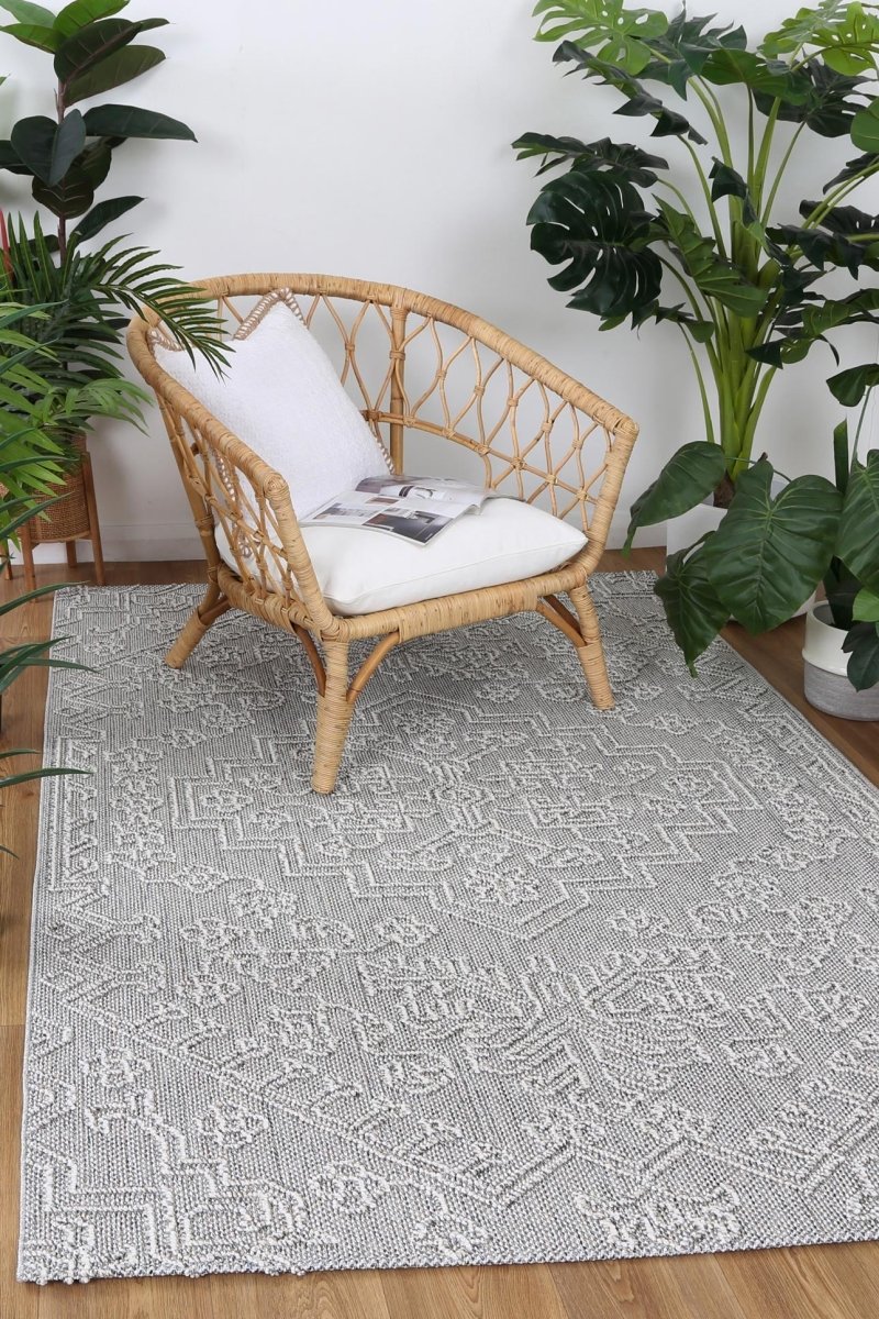 Marique Nori Grey Tribal Flatweave Rug - Ruggy