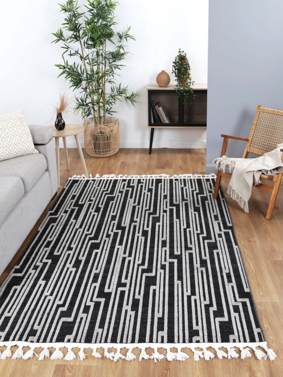 Oasis Arcadia Geomteric Black and White Rug - Ruggy