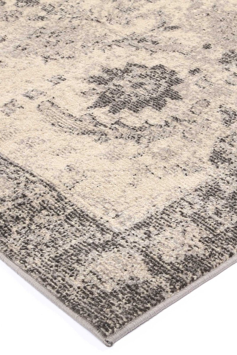 Ravish Beige/Black Traditional Rug - Ruggy