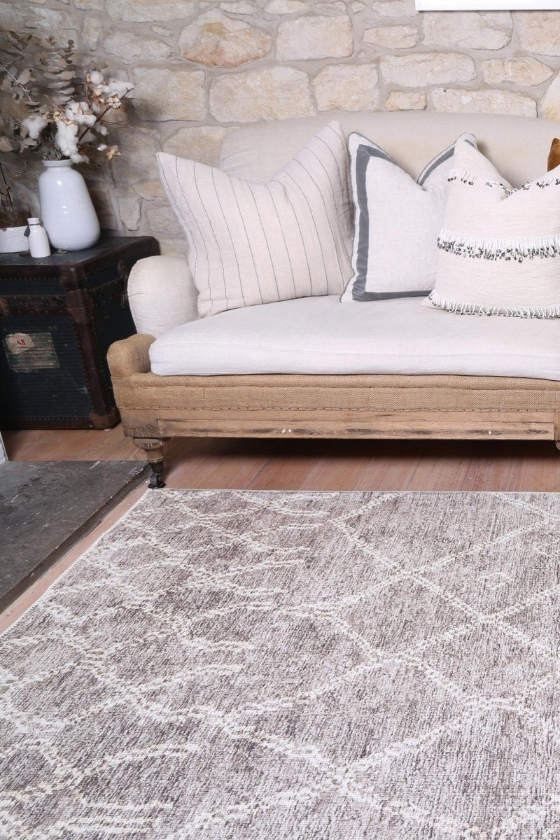 Royal Contemporary Grey Distressed Washable Rug - Ruggy